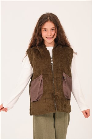 Girls’ Hooded Plush Vest with Pocket Detail