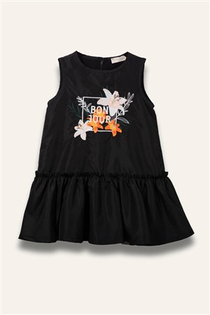 Girl'S Sleeveless Dress With Flower Embroidery