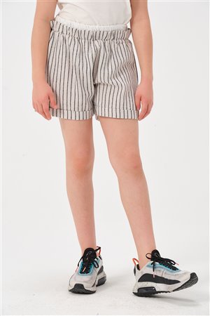 Young Girl'S Striped Shorts